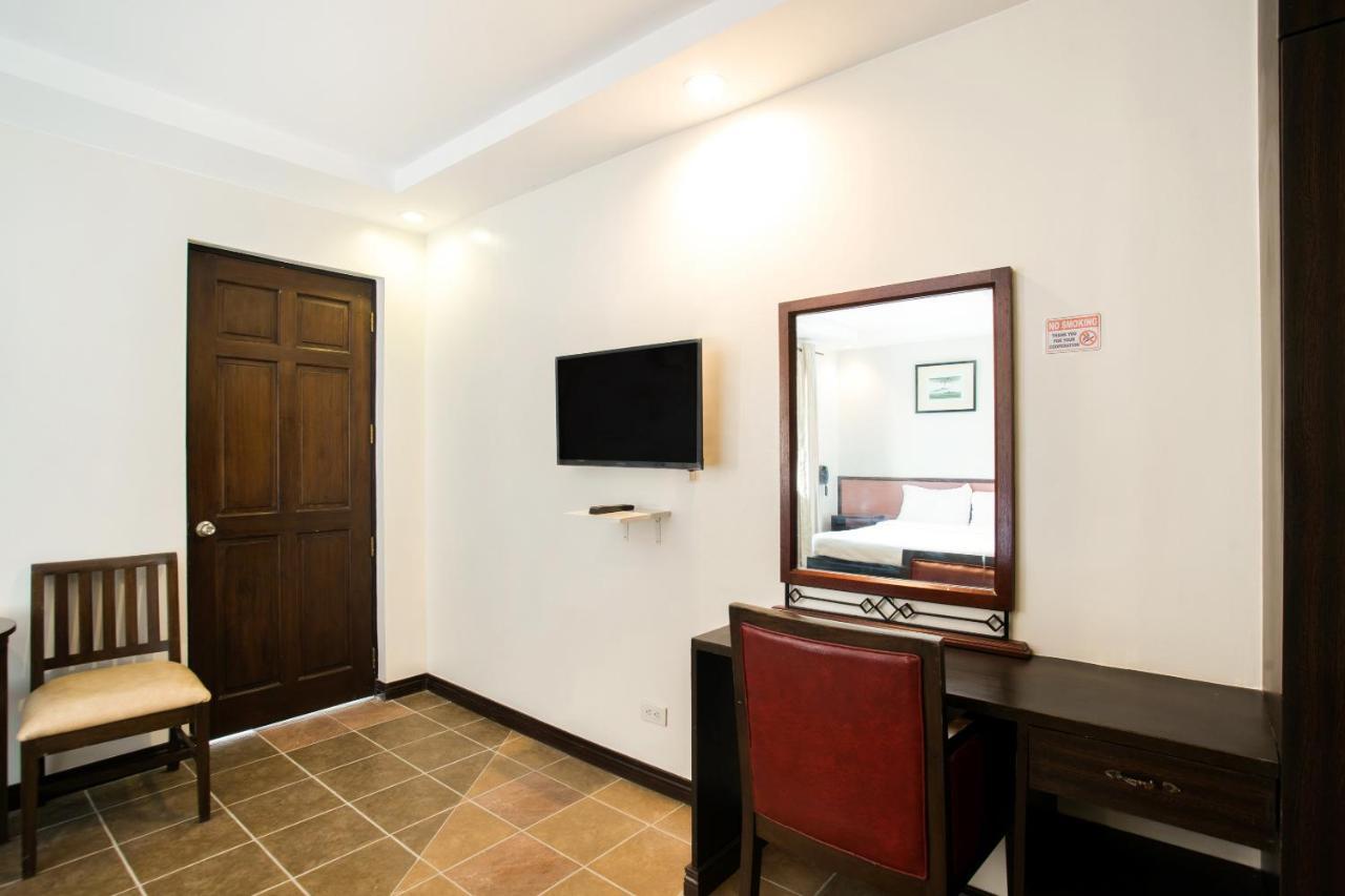 Oyo 394 Tagaytay Haven Hotel - Mendez Tagaytay City Extérieur photo