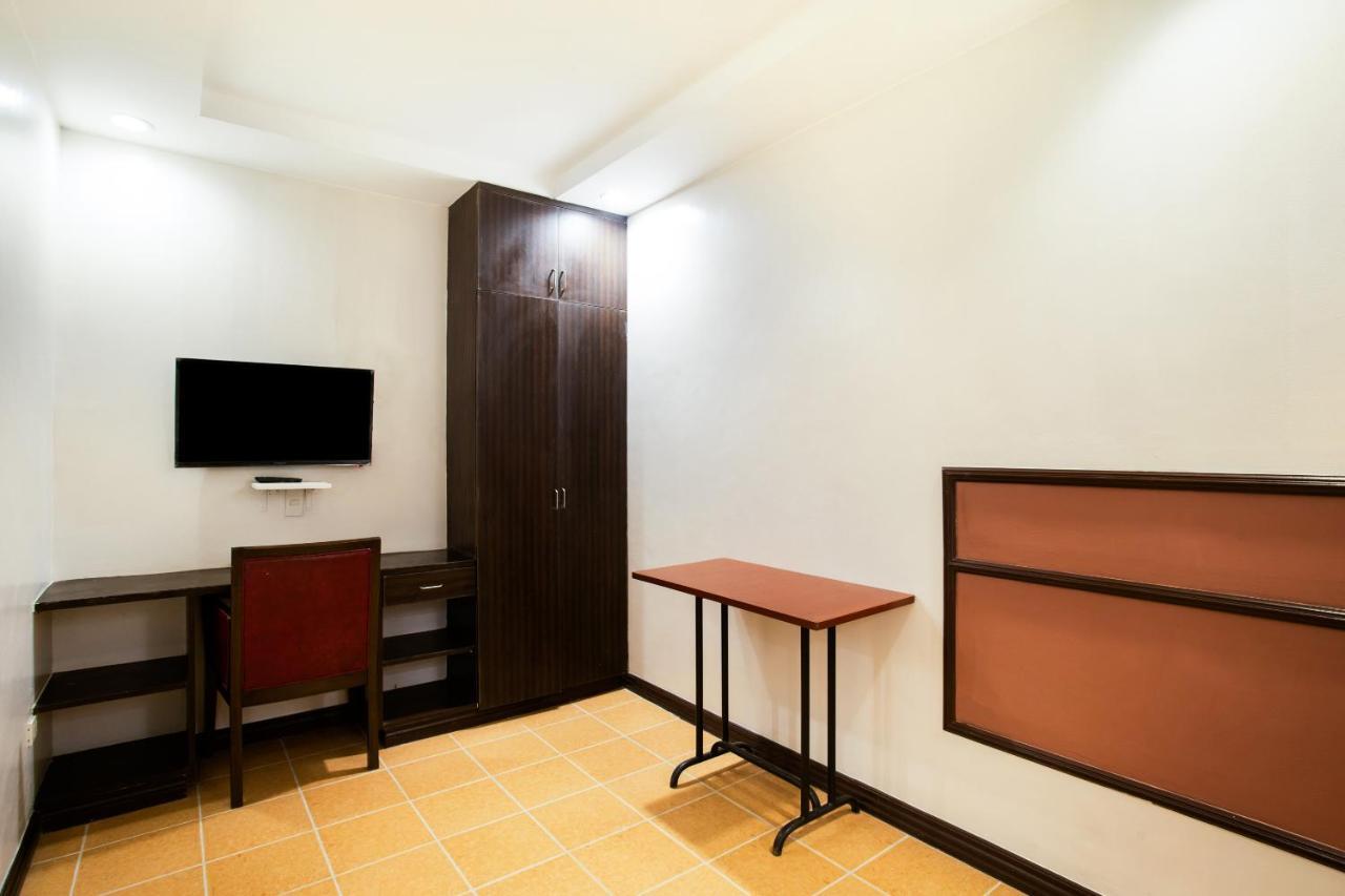 Oyo 394 Tagaytay Haven Hotel - Mendez Tagaytay City Extérieur photo